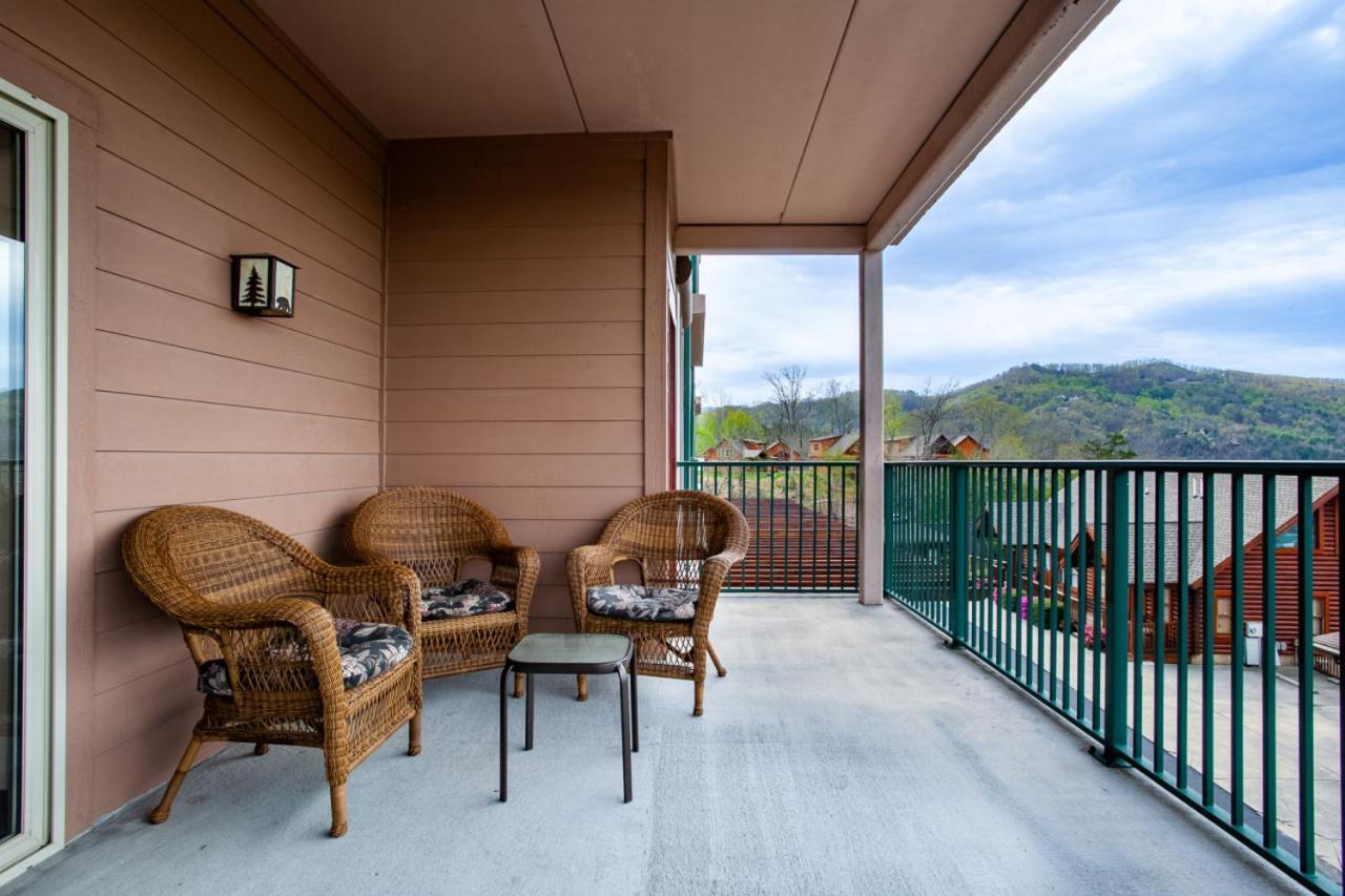 The Bear Paw Palace Mtn View And Community Pools Pigeon Forge Exterior foto