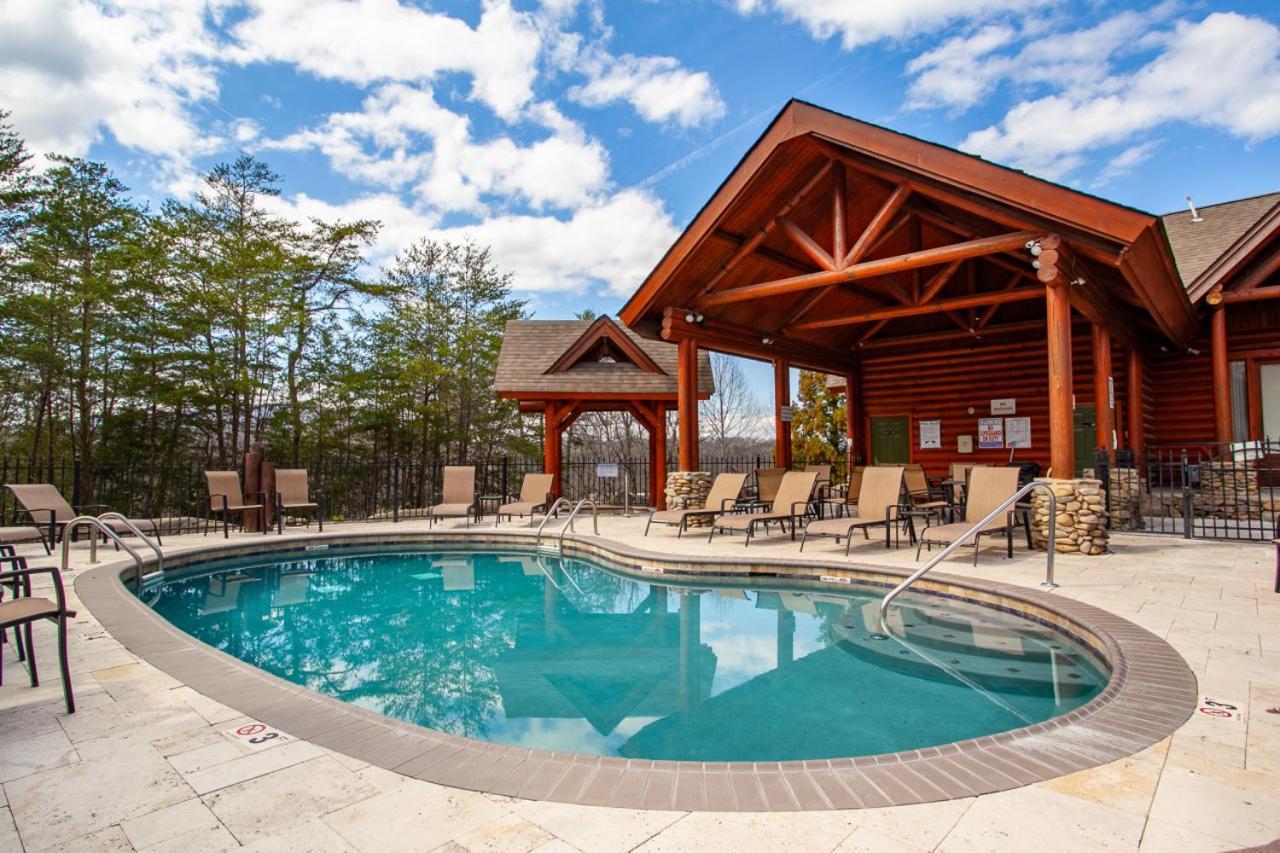 The Bear Paw Palace Mtn View And Community Pools Pigeon Forge Exterior foto