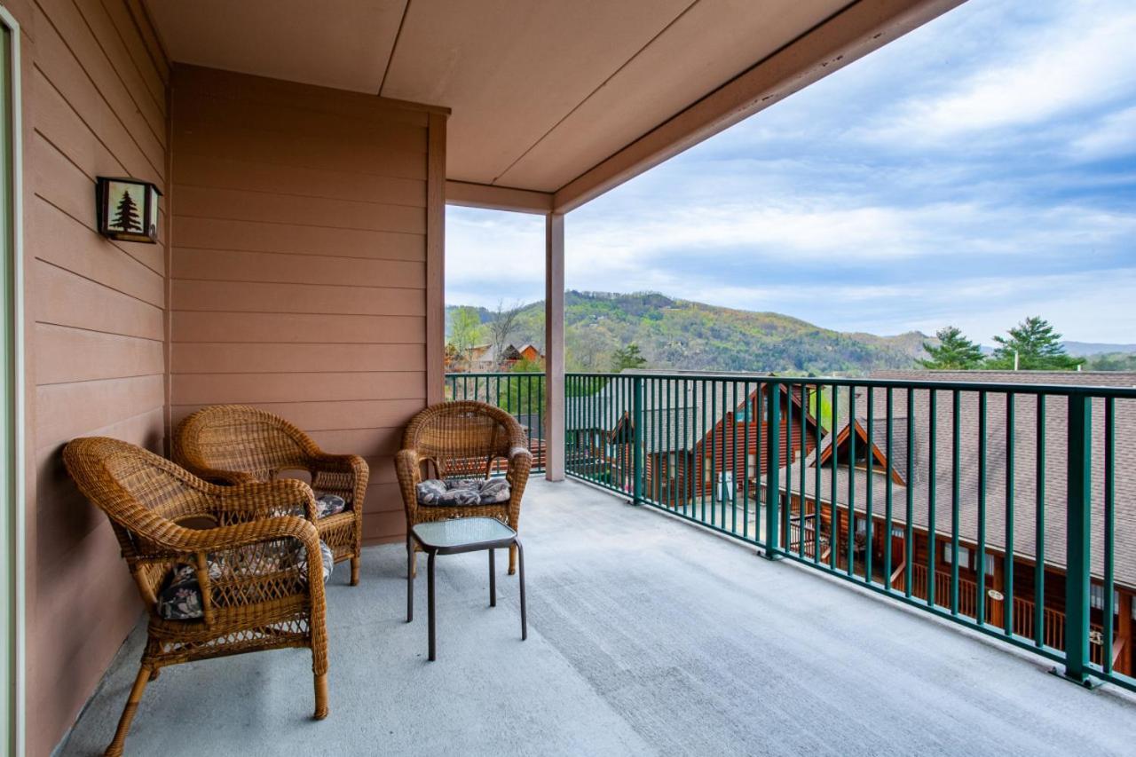 The Bear Paw Palace Mtn View And Community Pools Pigeon Forge Exterior foto